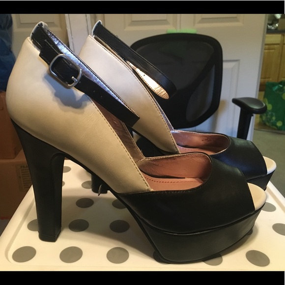 Pink and Pepper Shoes - -SOLD- Pink & Pepper Platform Peep Toe Pumps